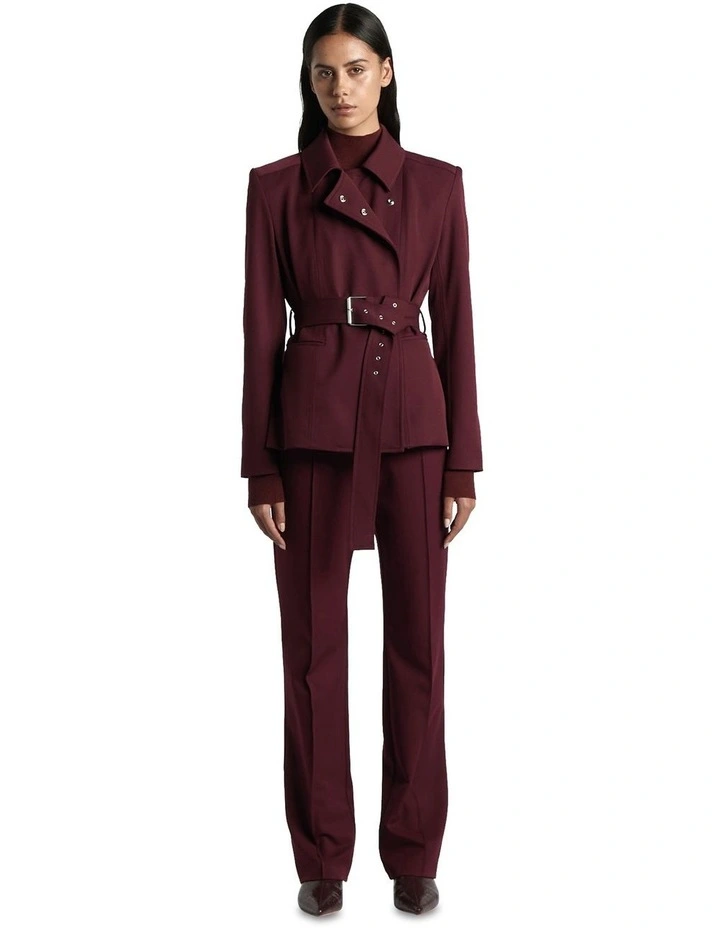 Eco Twill Belted Slim Pant in Bordeaux