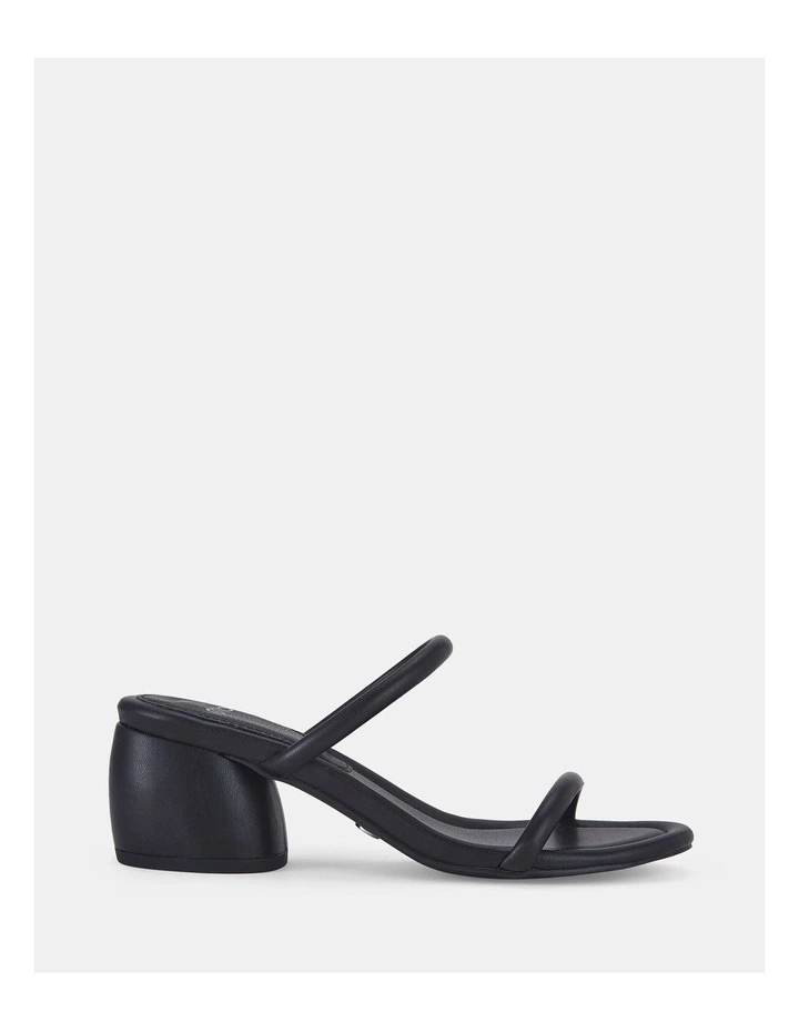 Zuke Heels in Black