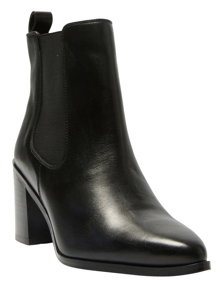 Ranger Boots in Black Leather