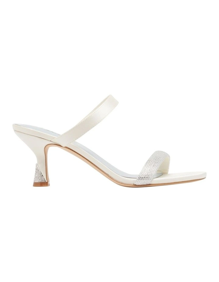 Shimme Sandal in Ivory
