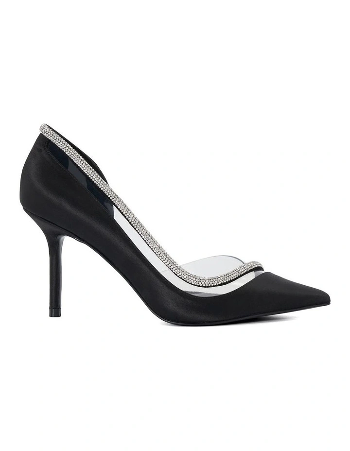 Carabelle Pump Heels in Black