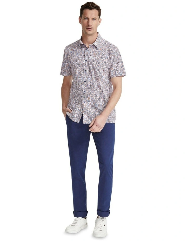 Leyton Geo Print Short Sleeve Shirt in Blue/Red