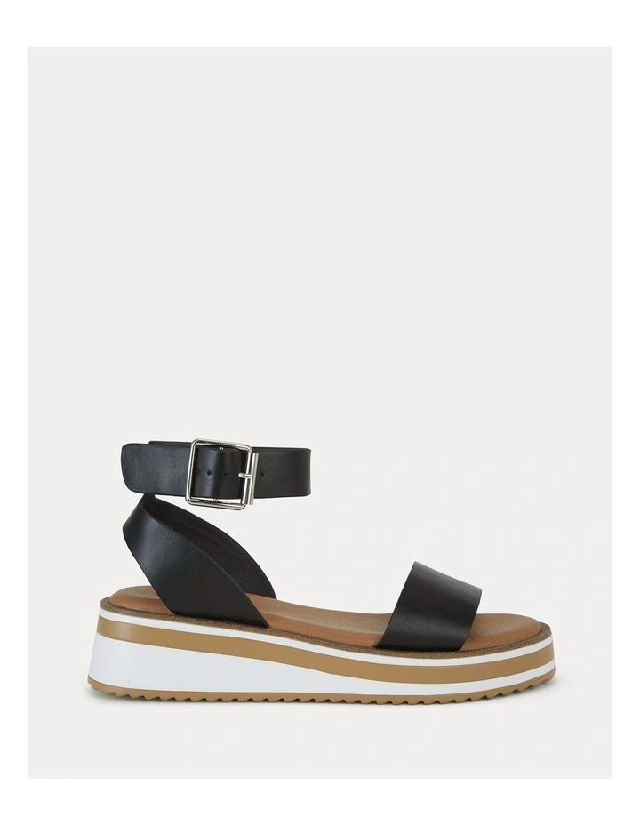 Thaliya Sandals in Black