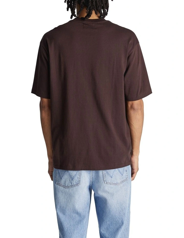 Trade Logo Slacker Tee in Dark Brown