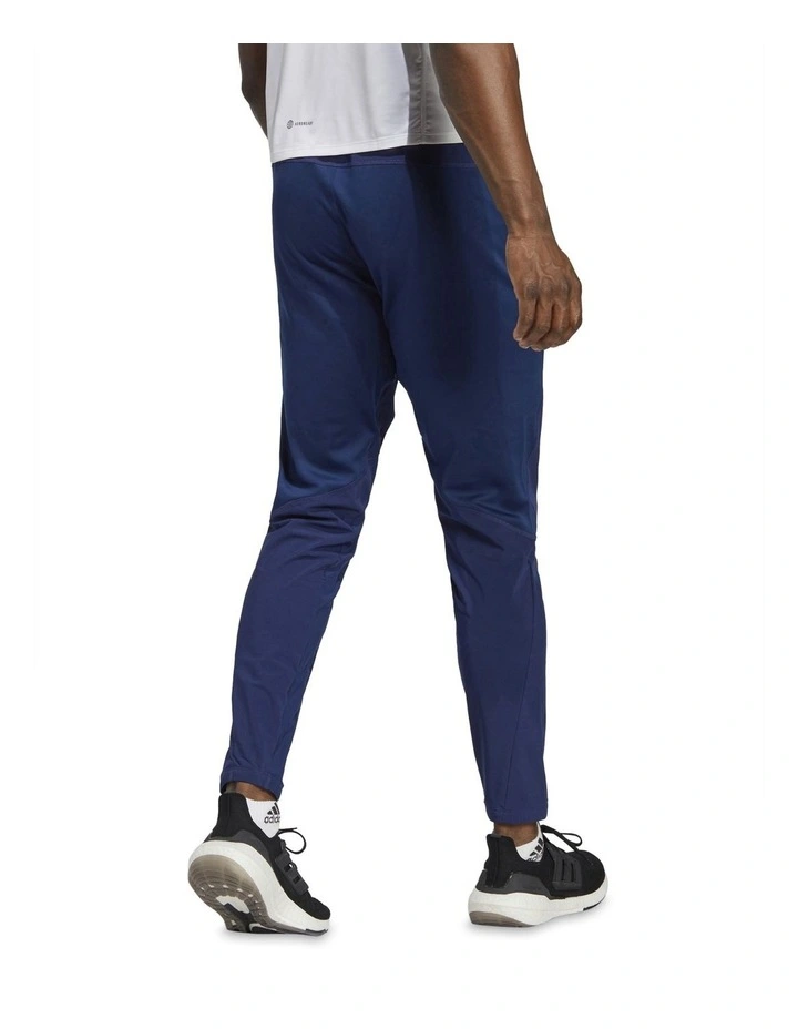 D4T Training Joggers in Dark Blue