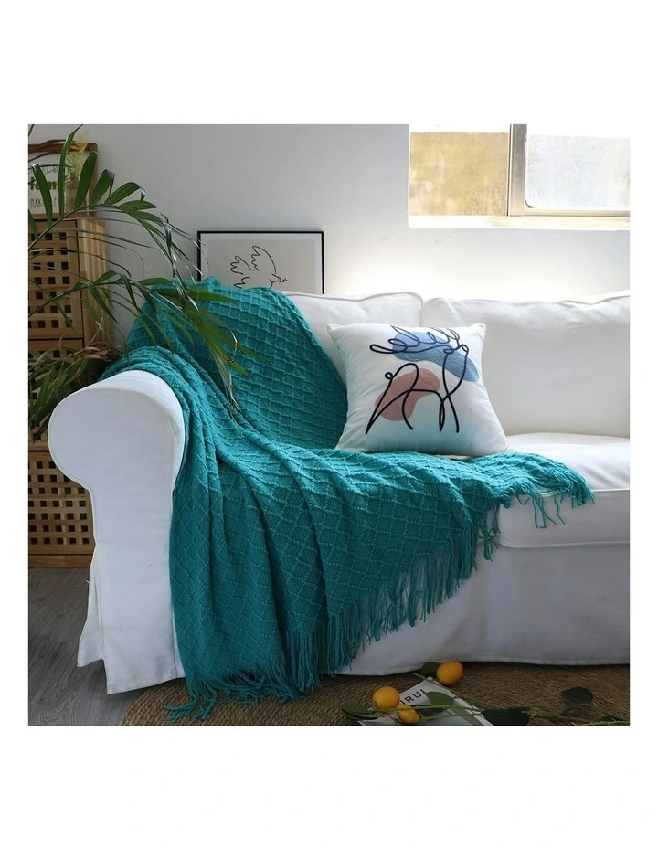 Diamond Pattern Knitted Throw With Tassels in Teal