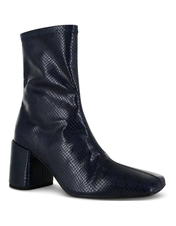Indiyah II Boots in Navy
