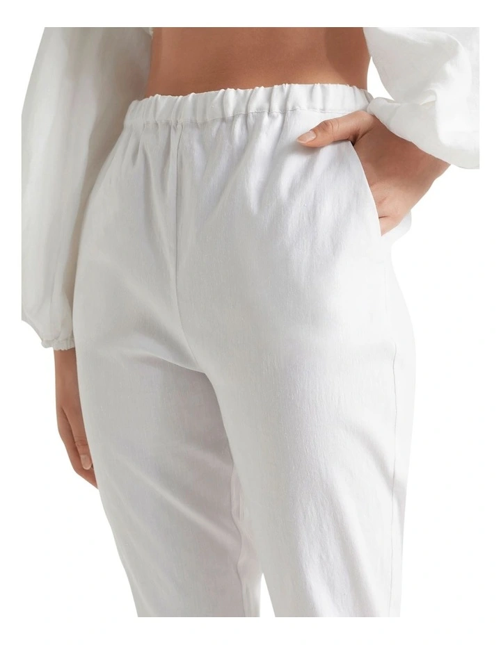 Slim Leg Pant