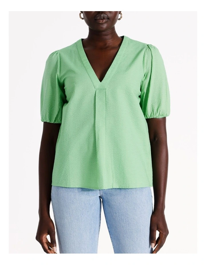 Bonnie Bess Short Sleeve Top in Irish Green