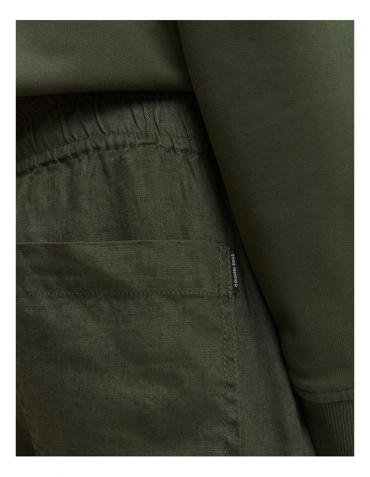Organically Grown Linen Drawcord Short in Eden Green