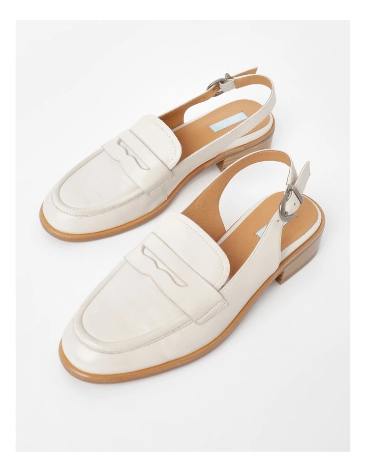 Luna Flat Shoes in Vanilla Leather