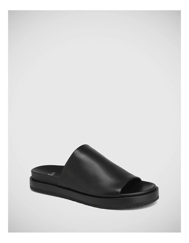 Bollie Leather Sandal in Black