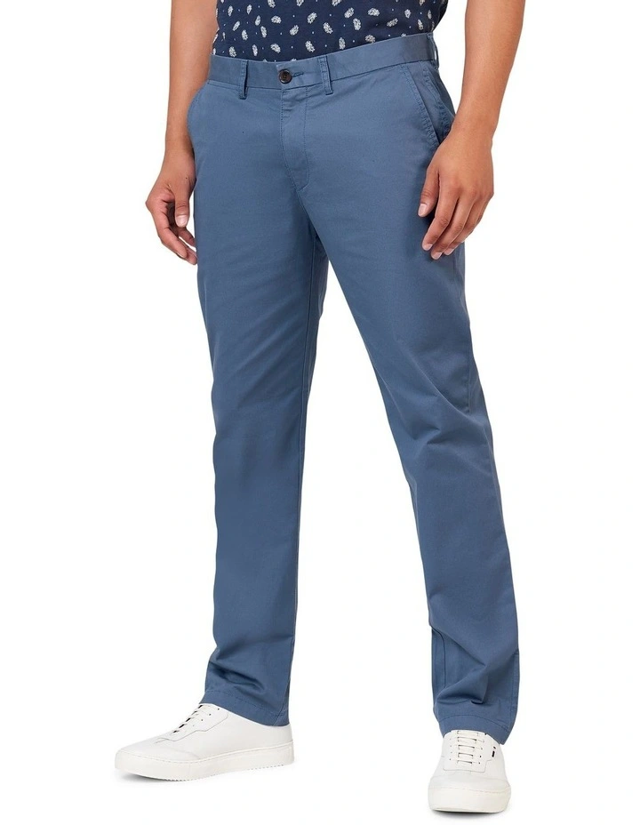 Signature Slim Stretch Chino Pant in Blue