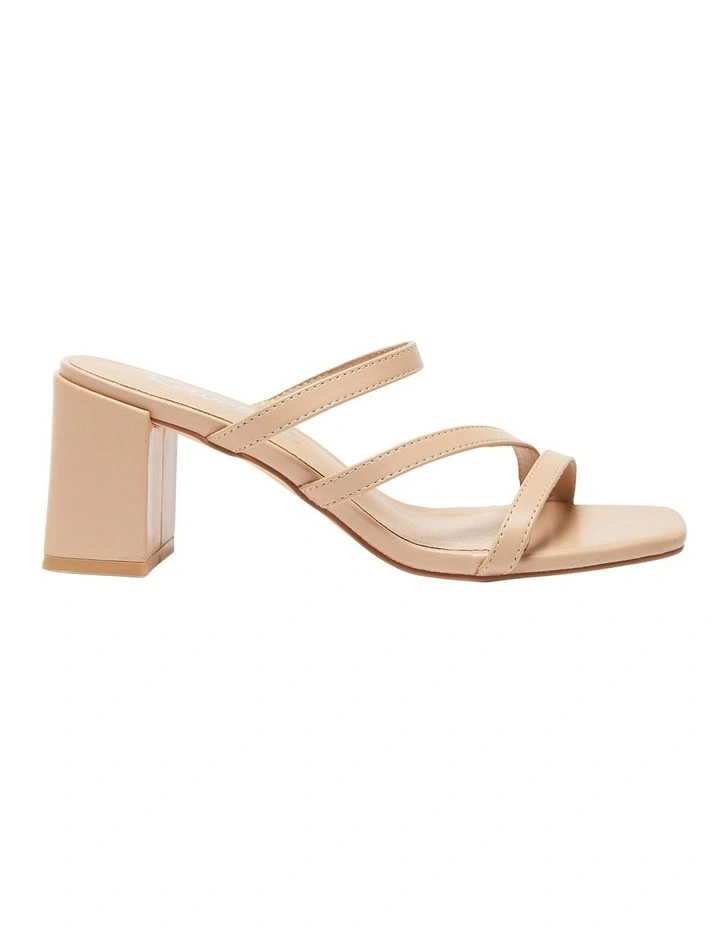 Geisha Smooth Sandals In Nude