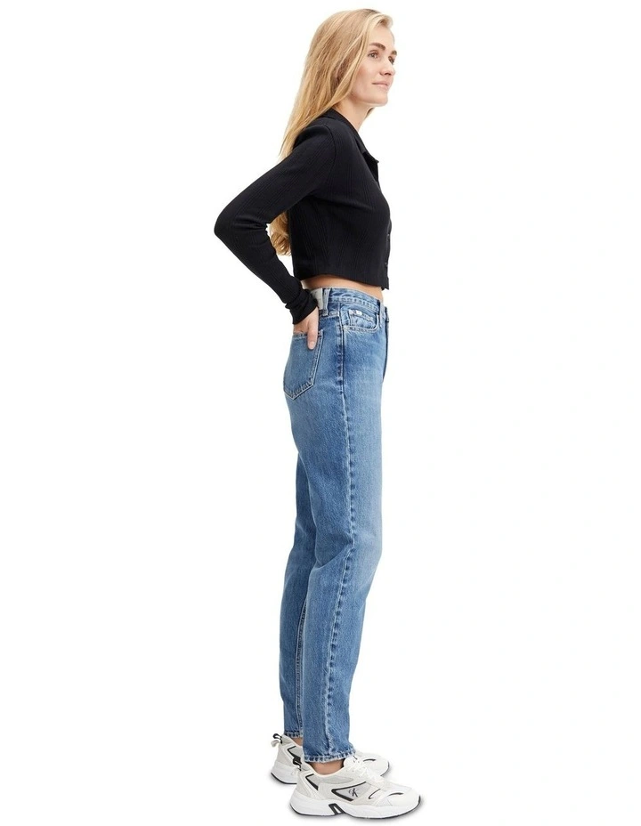 Mom Jean in Denim Medium