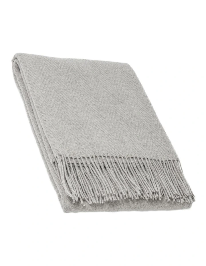 Hampton Throw Blanket in Silver