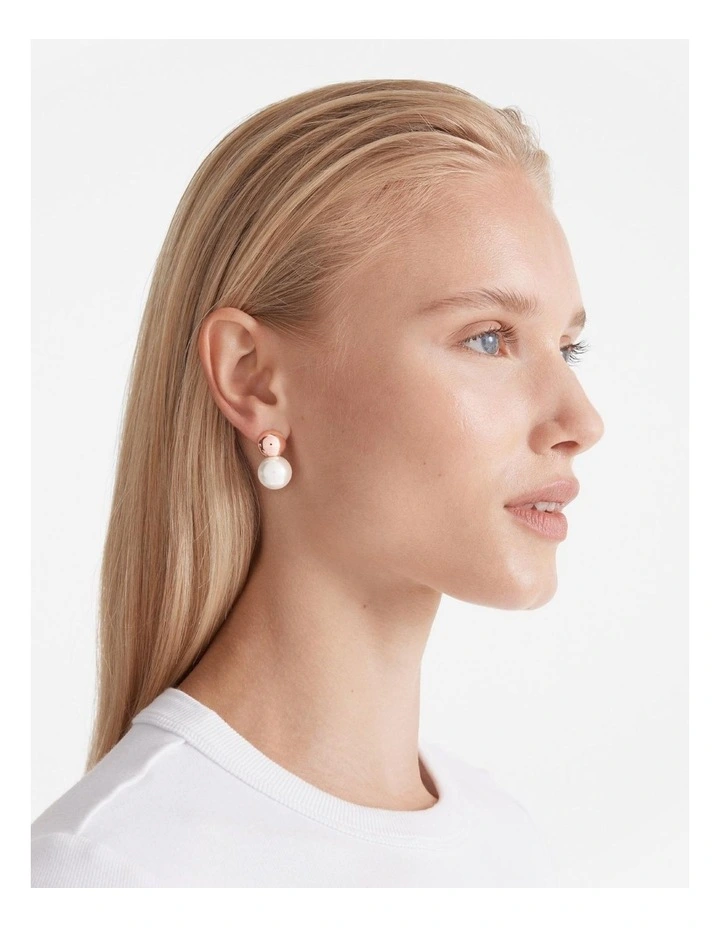 So Smooth Pearl Drop Earrings in Rose Gold