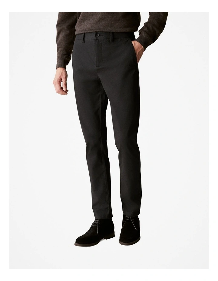 Regular Fit Modern Chino Pant in Black