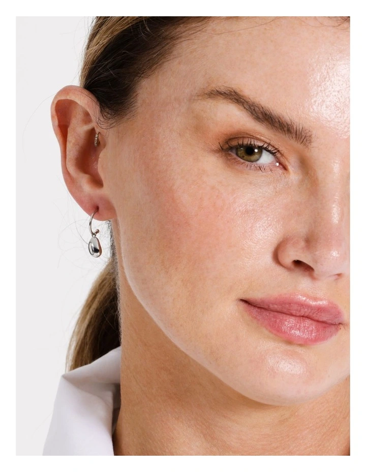 Teardrop Earring in Silver