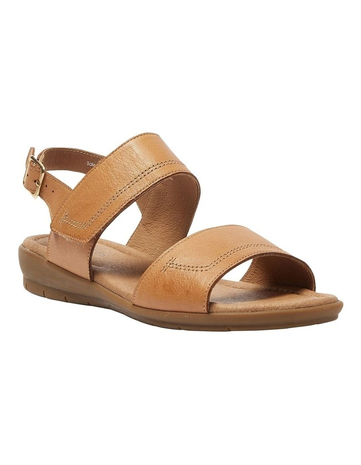 Darwin Sandals in Tan Leather