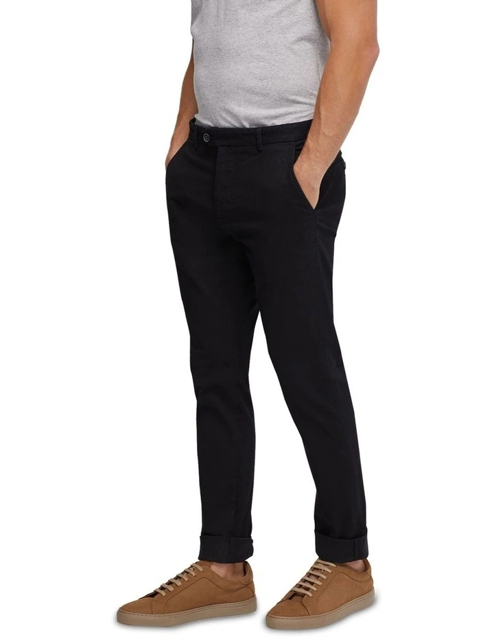 Luka Stretch Casual Pants in Black