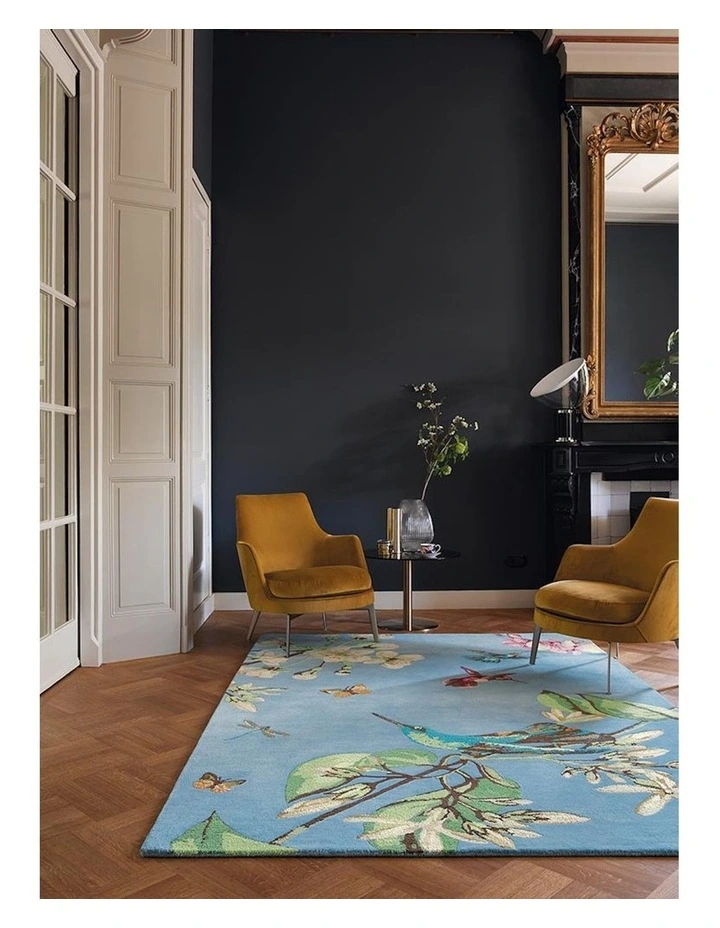 Hummingbird Rug 37808 in Blue
