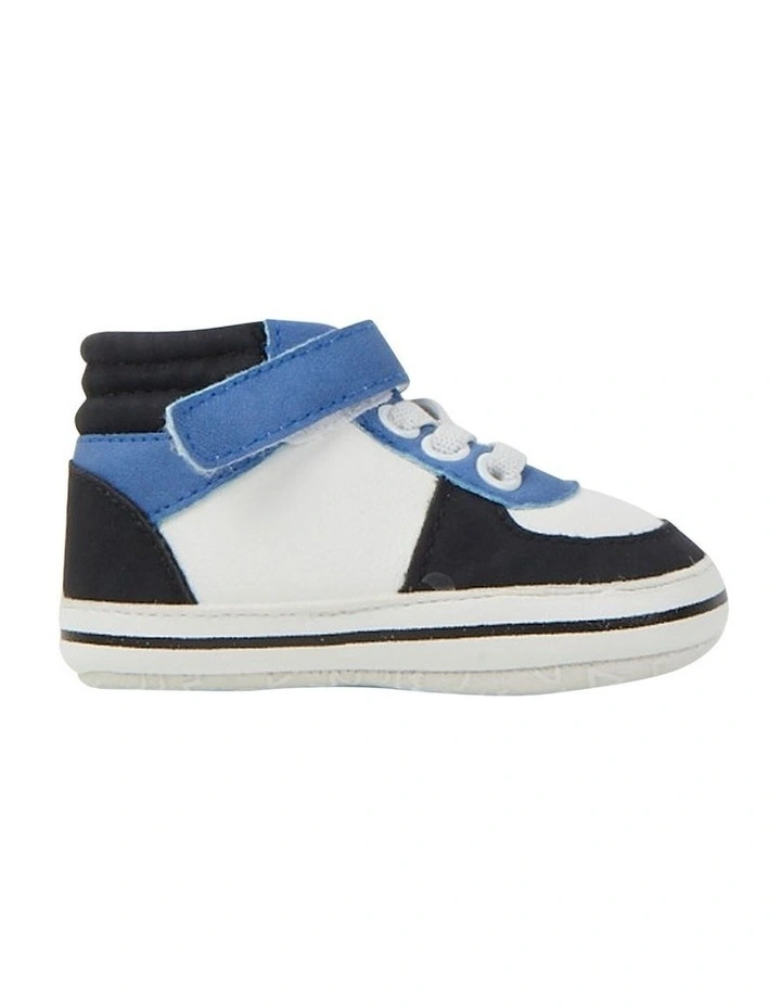 Kody Prewalker Sneaker Boot in Blk/White