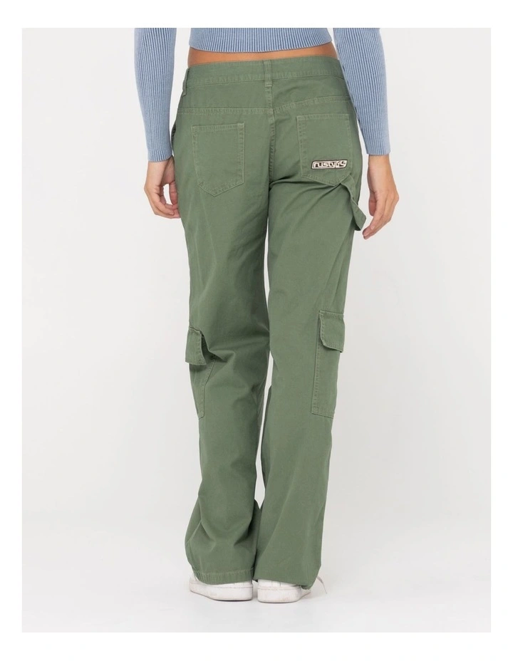 Cade Low Straight Canvas Cargo Pant in Green