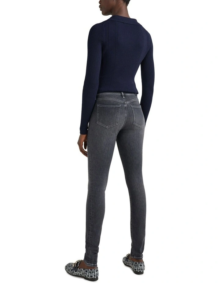 Mid Rise Skinny Flex Jeans in Blue