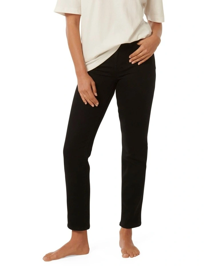 Straight Leg Cropped Jeans in Black