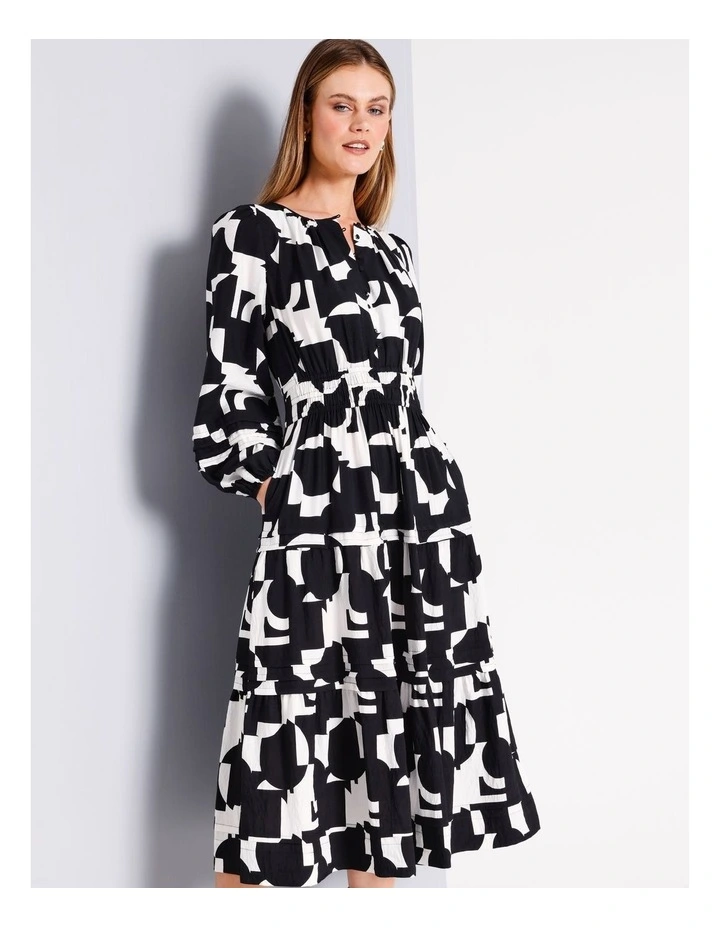 Long Sleeve Pintuck Midi Dress in Black/White