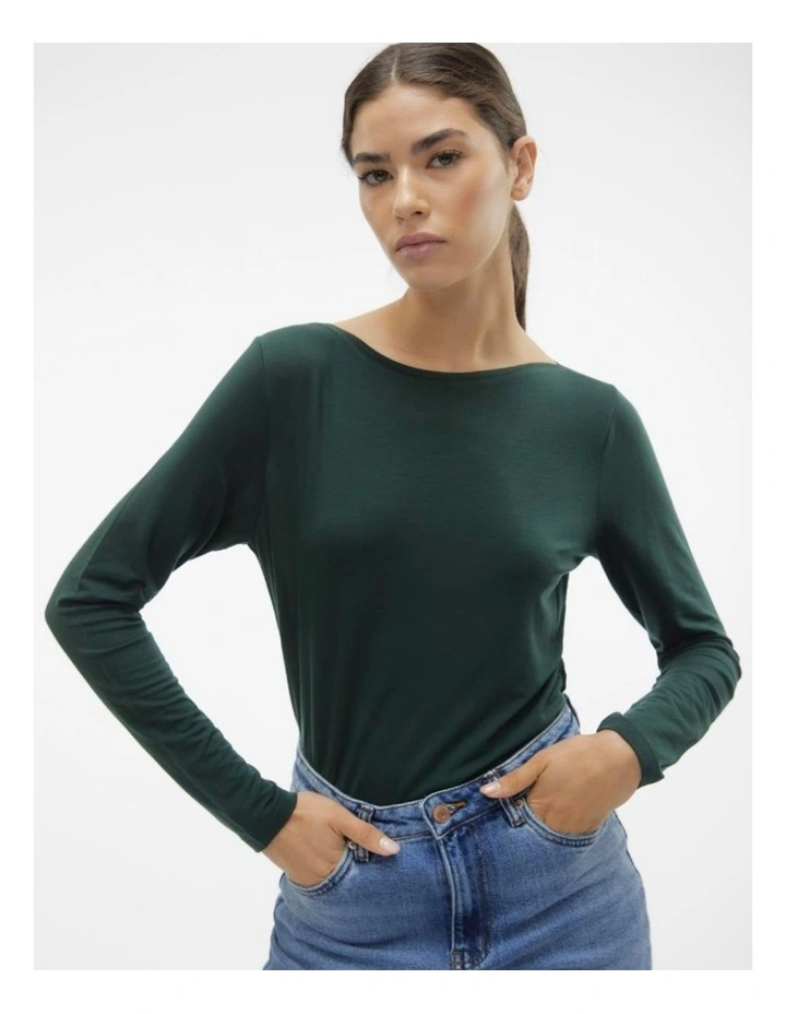 Ava Boat Neck Top in Green