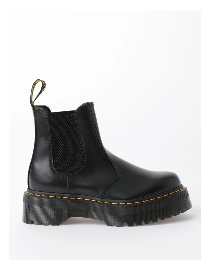 2976 Quad Chelsea Black Boot