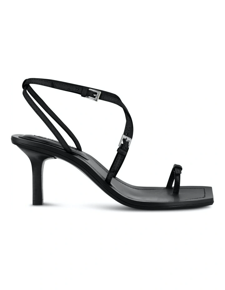 Laven Heeled Sandals in Black