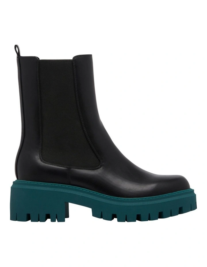 Rives Boot in Black