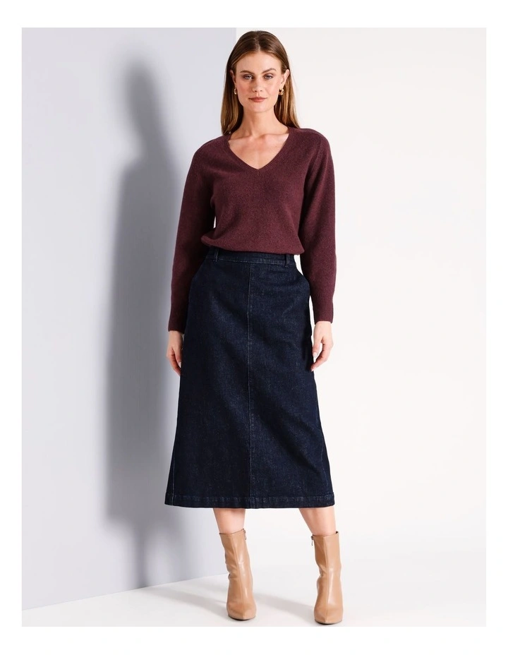 Soft Touch V-Neck Knit in Aubergine