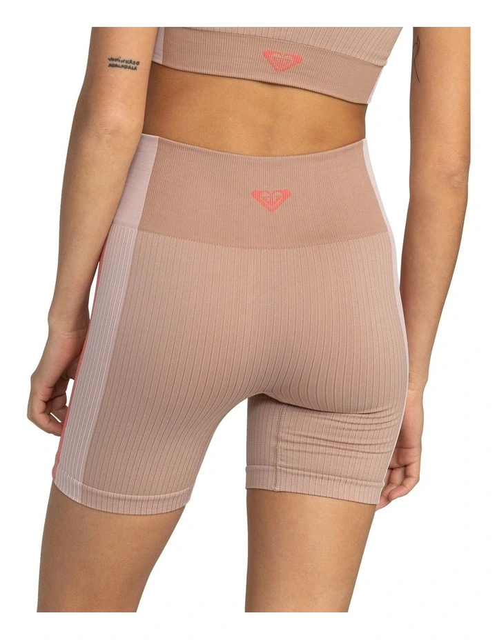 Chill Out Seamless Bike Shorts in Warm Taupe