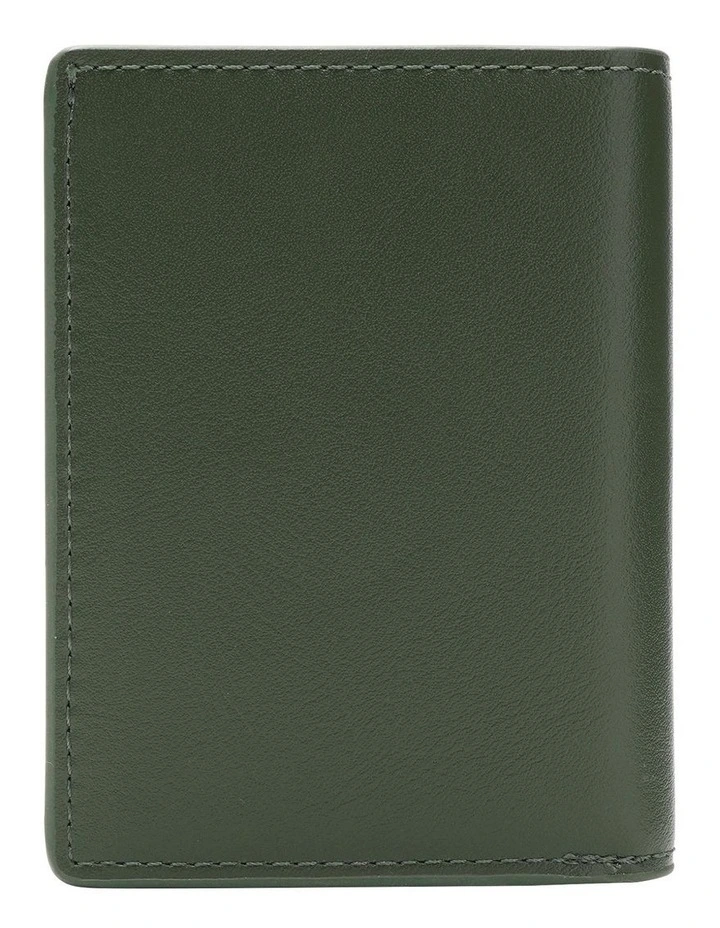 Fitzroy Air Tag Trackable Vegan Leather Wallet in Green