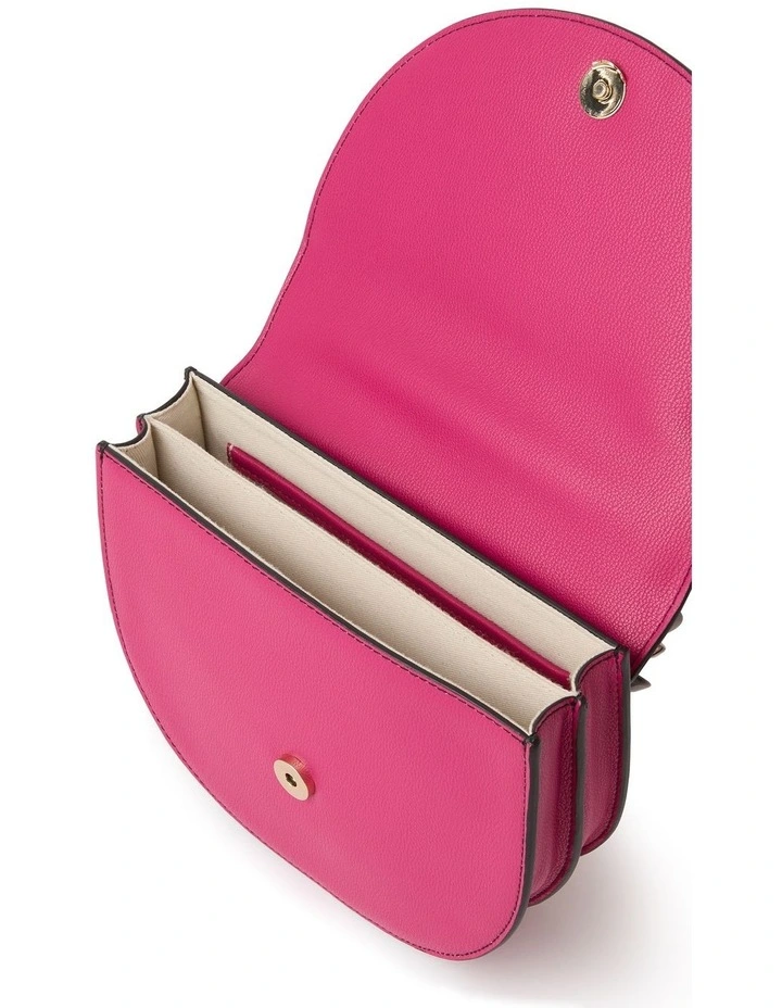 Louetta Crossbody Bag in Pink
