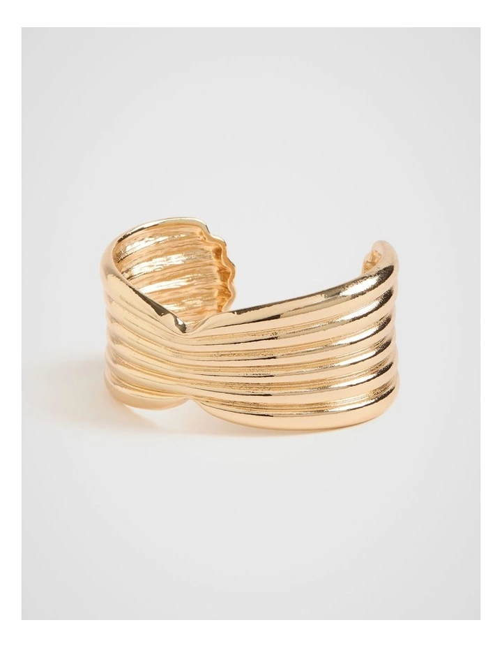 Ribbed Cuff Wardrobe in Gold
