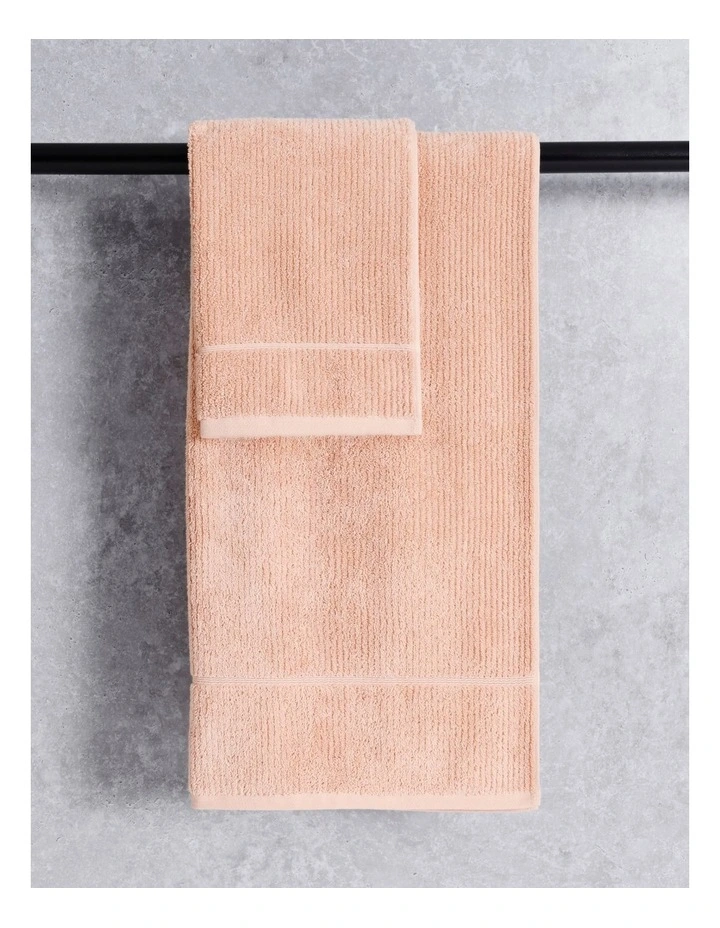 Combed Cotton Ribbed Towel Range in Dusty Pink