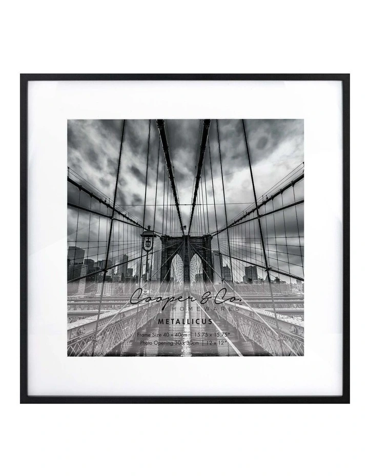 Platinum Metal Frame 40x40cm/30x30cm in Black
