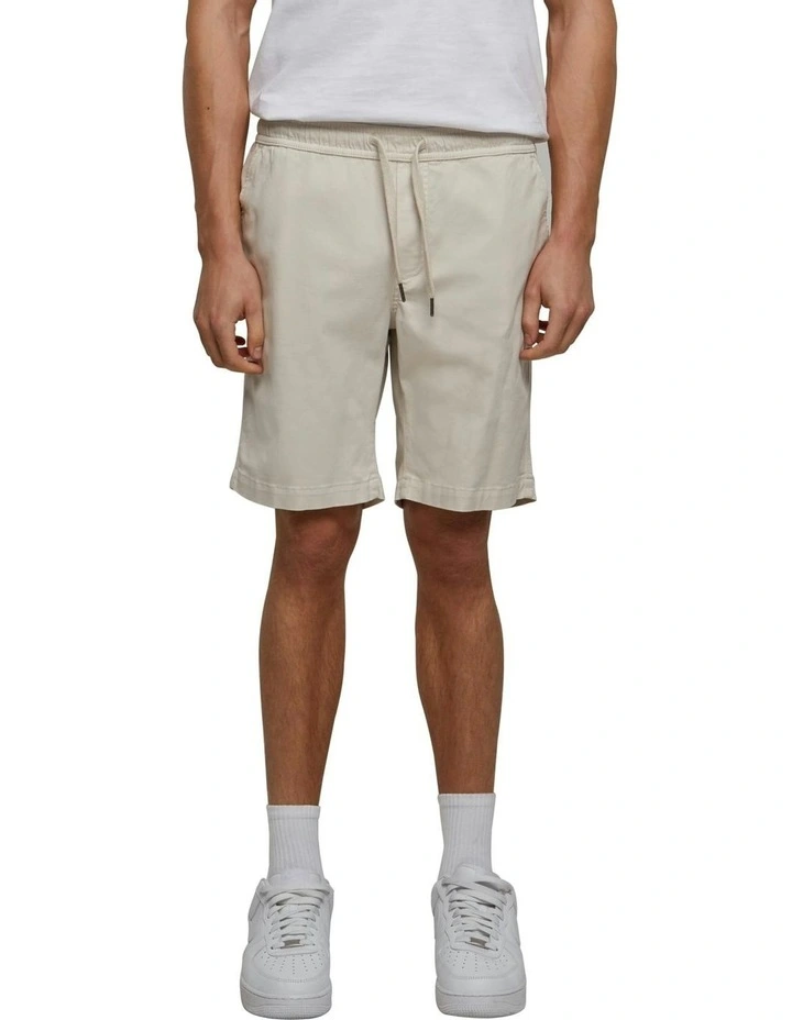 Stretch Twill Jog Shorts in Grey