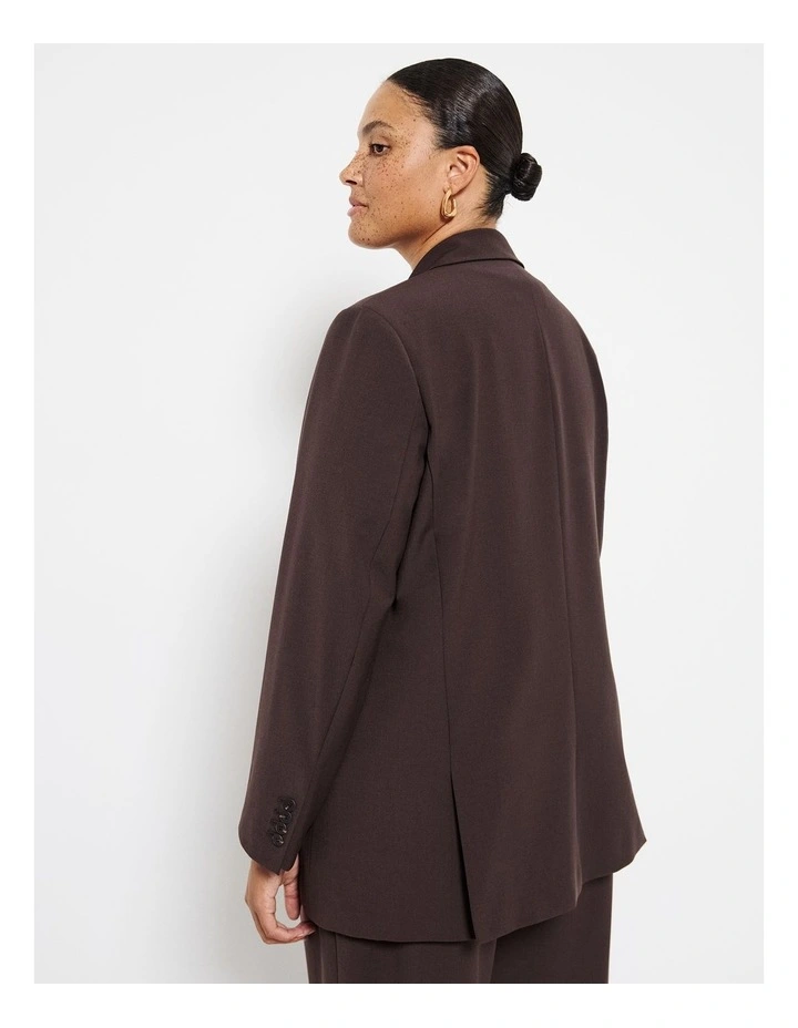 Masculine Blazer in Raisin