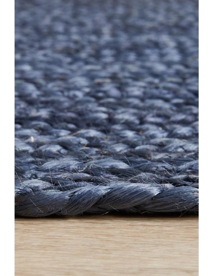 Bondi Rug in Navy