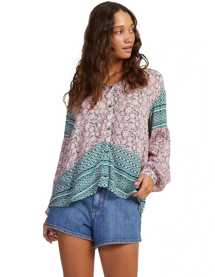 Poolside Plans Long Sleeve Top in Aventurine Free Spirit