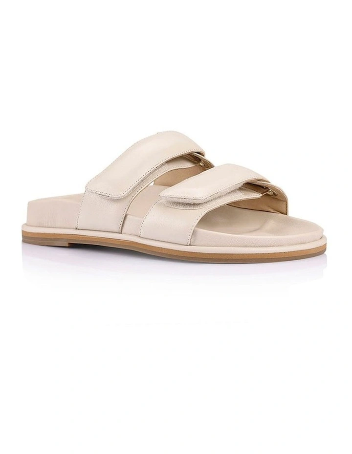 Rio Footbed Sandals in Beige