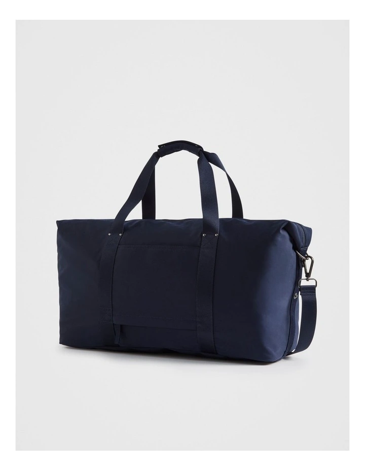 Weekender Bag in Midnight Blue