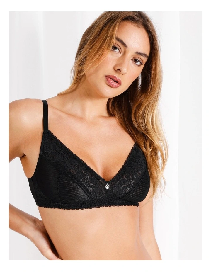 Sienna Lace Bralette in Black