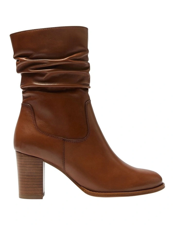 Gibson Boots in Mid Brown Leather